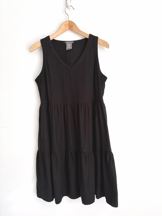 Matty M Dresses & Skirts - Matty M Linen Tiered Dress - Pockets  - Size M
